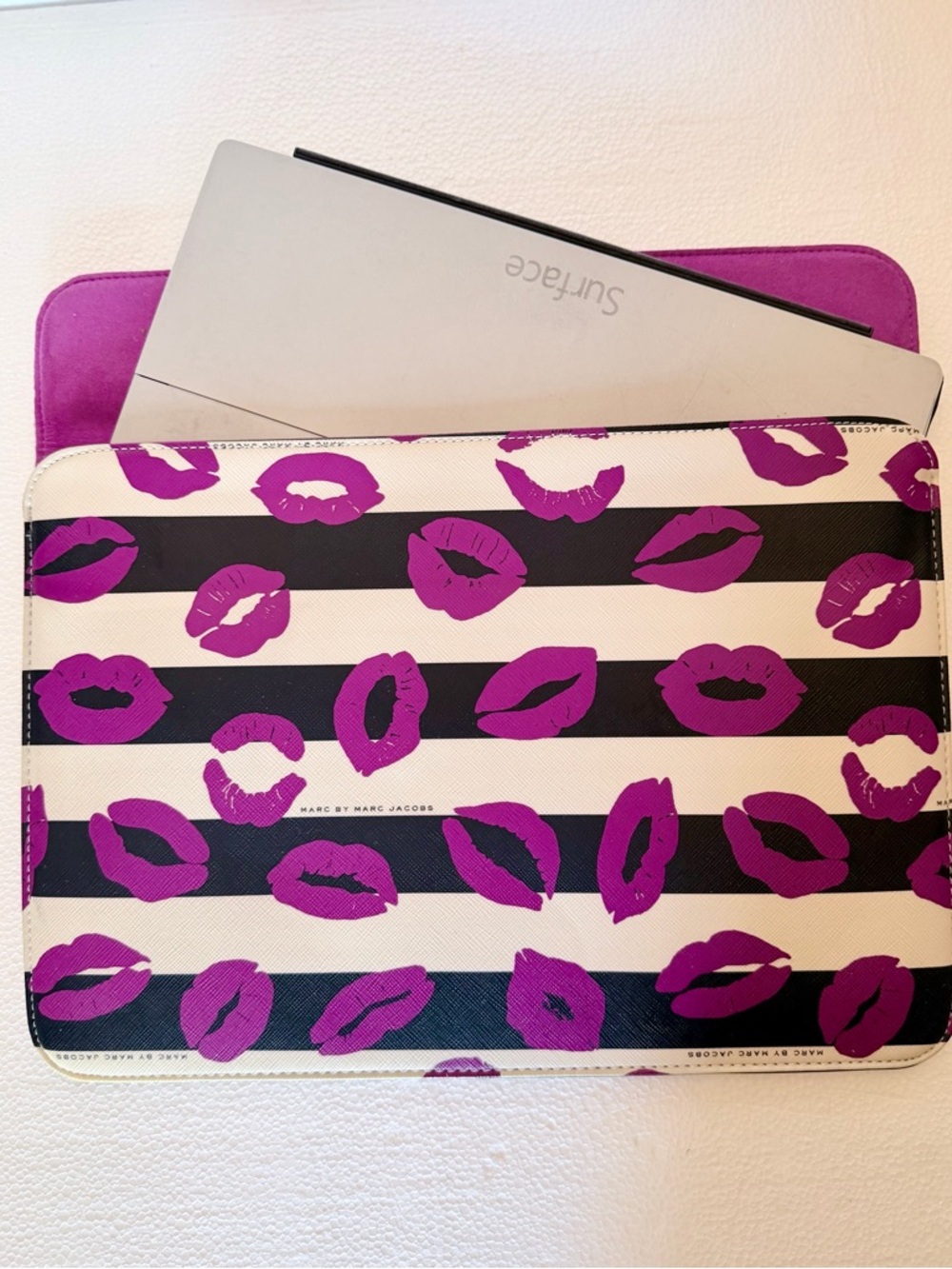 Marc by Marc Jacobs x Incase Kiss Lips Striped Laptop Sleeve NWOT